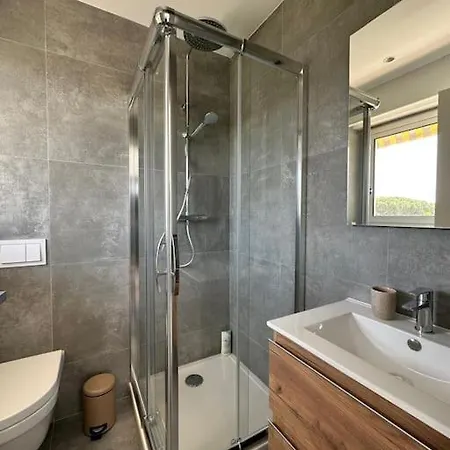 Apartment Neuf - Neuf Proche Plages - Clim, Wifi